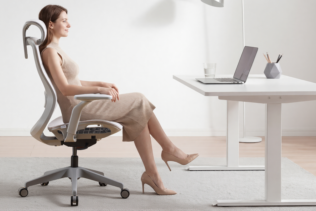 Wrist Pain While Typing? Your Office Chair Could Be the Hidden Cause | Welax Ergonomic Chair Guide